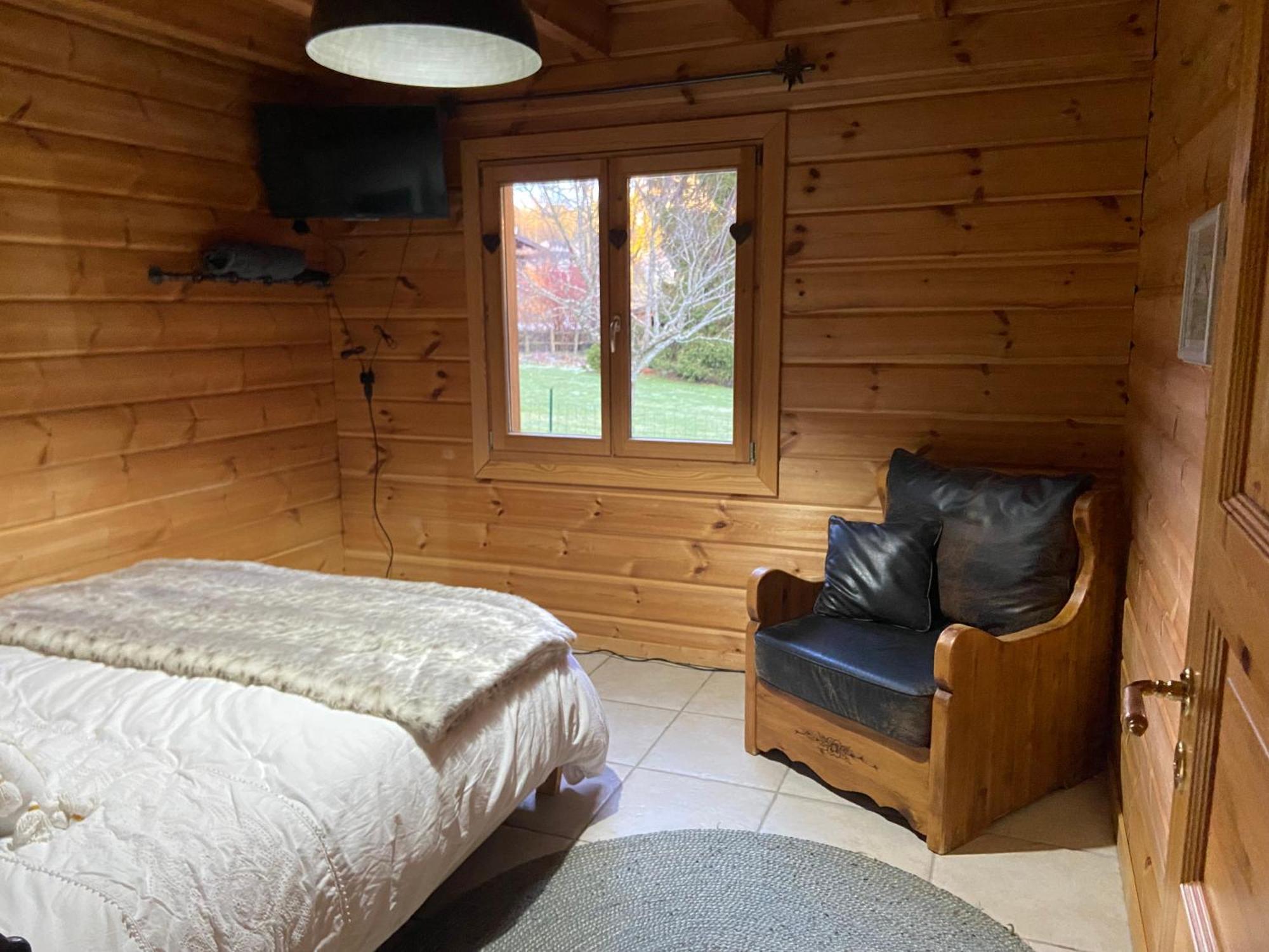 Les Savagnieres - Chambre Chez L Habitant Saint-Imier Екстериор снимка