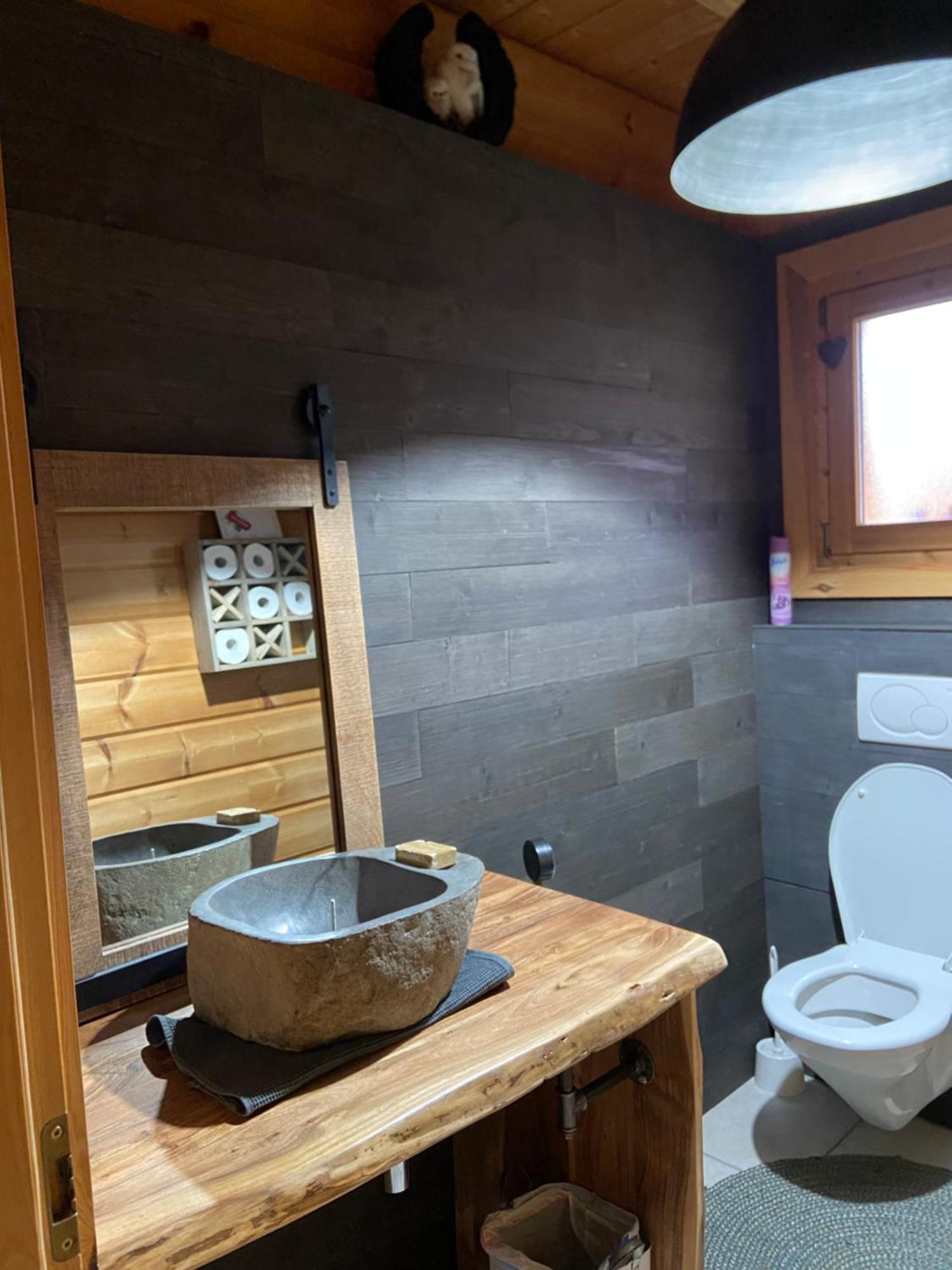 Les Savagnieres - Chambre Chez L Habitant Saint-Imier Екстериор снимка